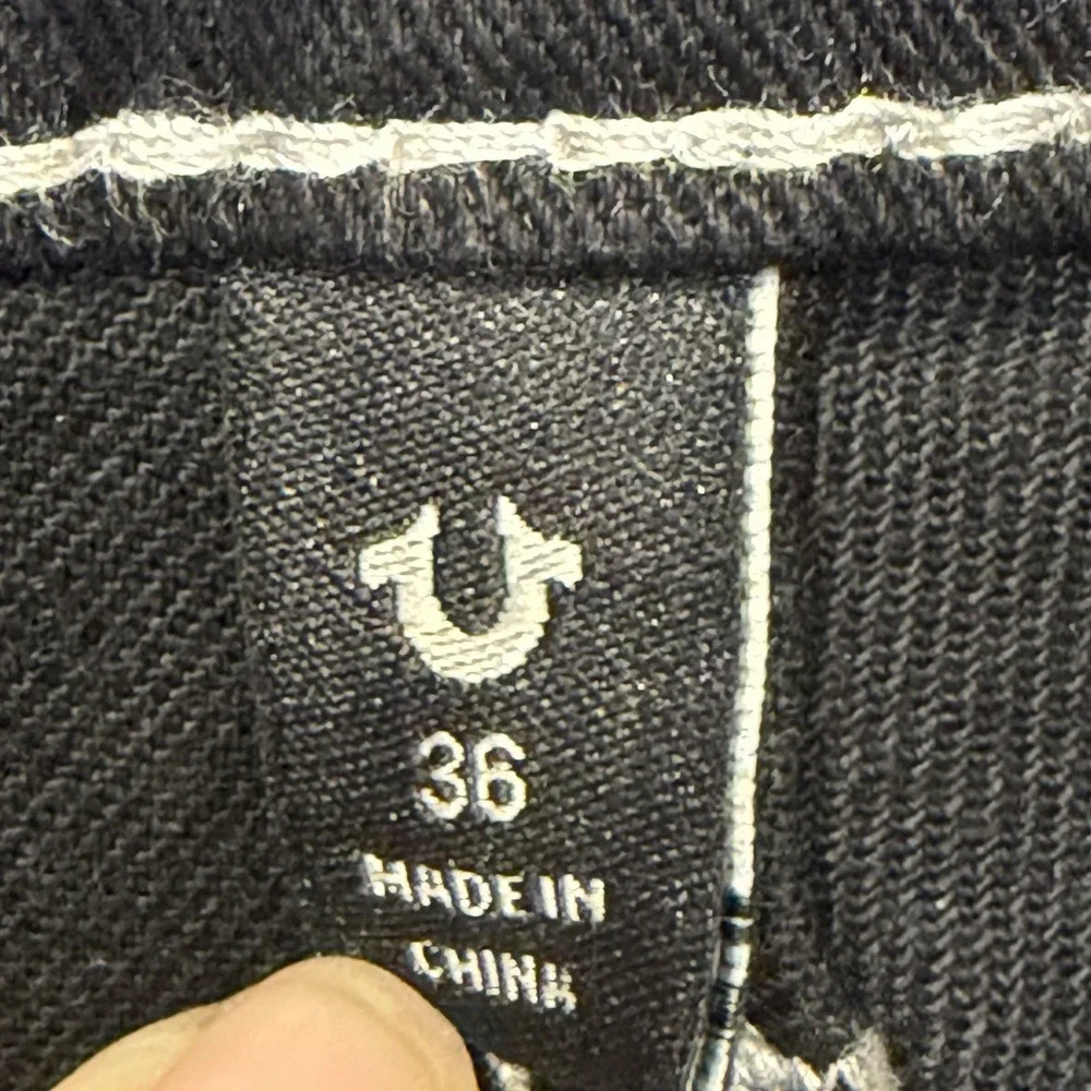 True Religion Jeans Mens 36x32 Geno Relaxed Slim Black Rinse NWT Retail $204